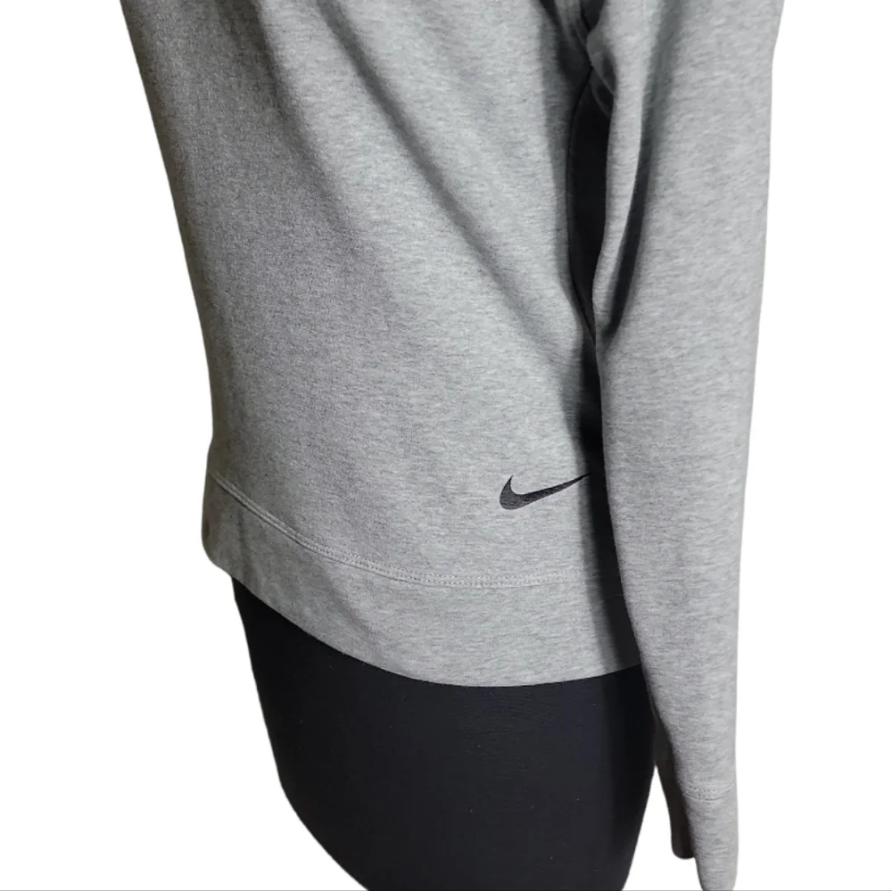 Nike versa dri fit open back gray sweatshirt size XS - Picture 4 of 8